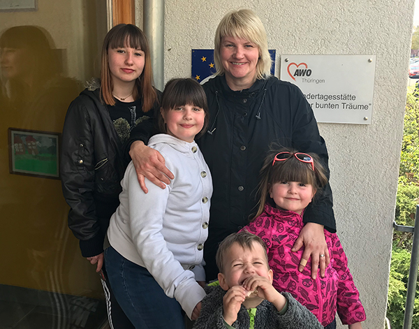 Sandra Reinhardts Kinder Joan (15), Lucy (9), Nelly (6) und Derijen (3) haben vor wenigen Monaten ihren Vater verloren. Urlaub war generell selten für die Familie drin. Nun geht es für eine Woche an die Müritz, mit besten Wetteraussichten.